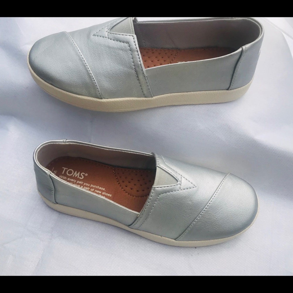 TOMS Avalon Metallic Shoes